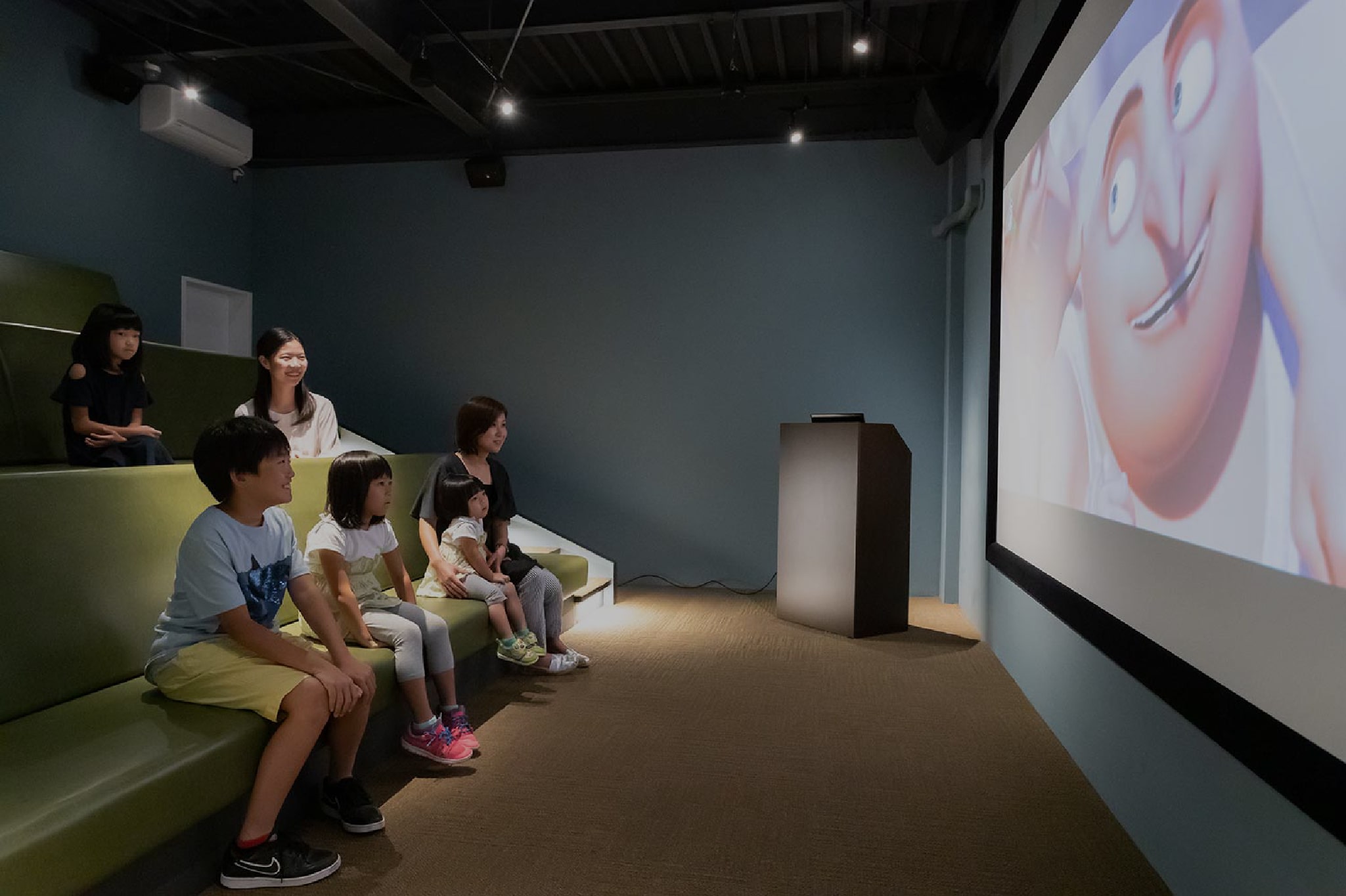 シアタールーム